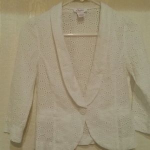 NWOT, beautiful white coat, size S